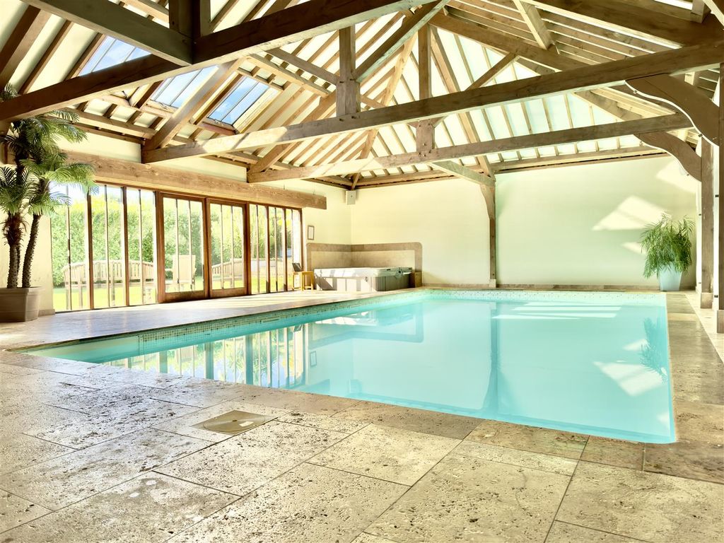 Property photo 3 of 69 Indoor Swimming Pool.Jpeg