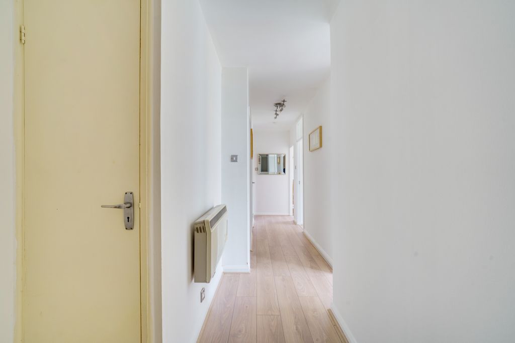 Property photo 2 of 18 Photo 3