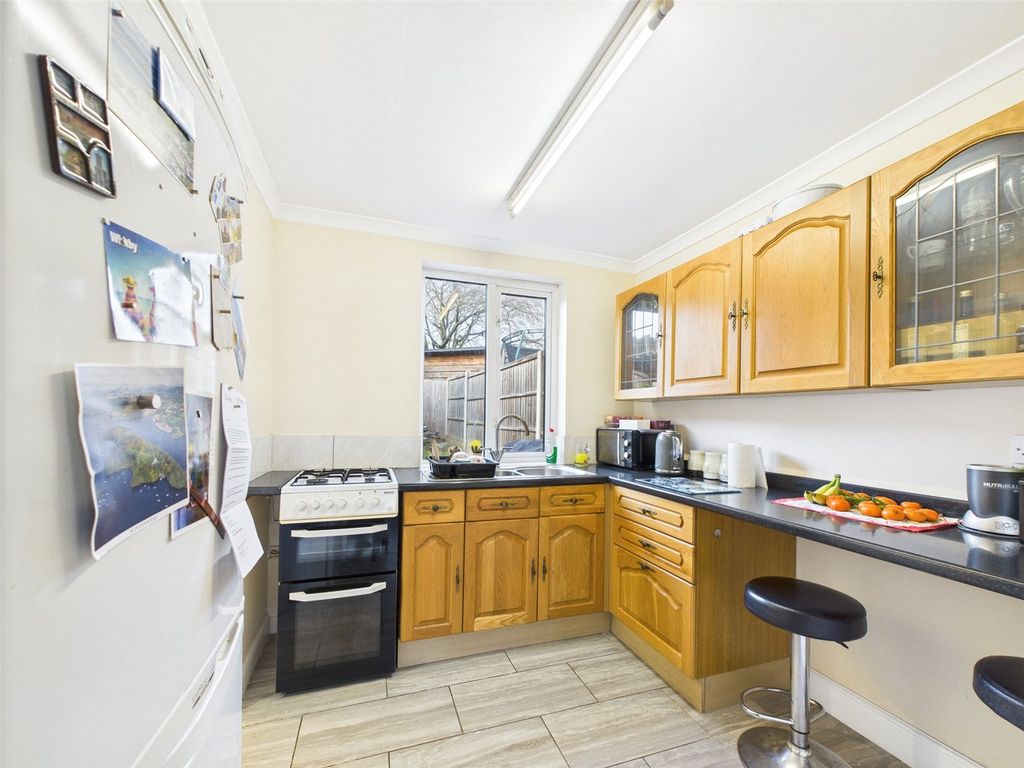 Property photo 3 of 18 Picture No. 24