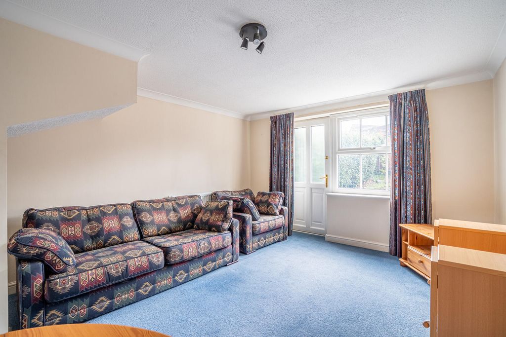 Property photo 2 of 12 Living Room