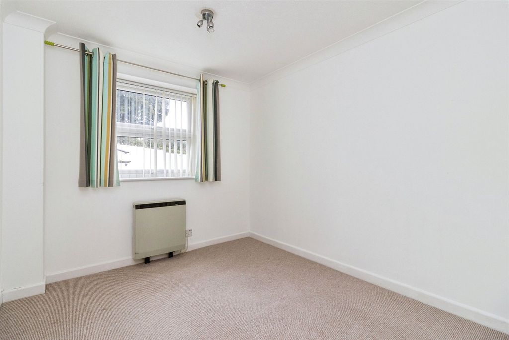 Additional image 19 of 2 bed flat for saleEast Cliff Road, Dawlish, Devon EX7