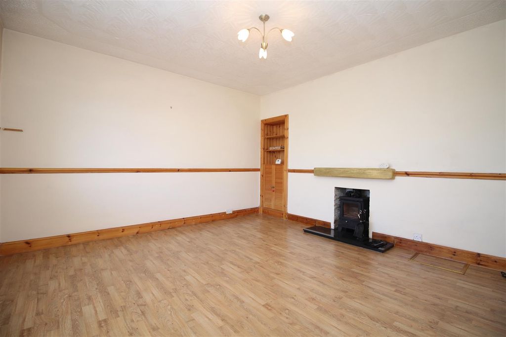 Property photo 2 of 20 2.Jpg