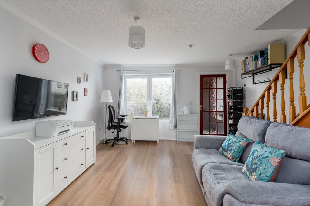 Property photo 3 of 11 Property Image 3