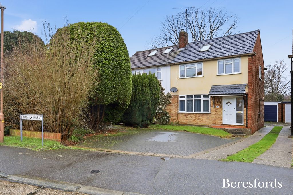 Property photo 1 of 28 Front