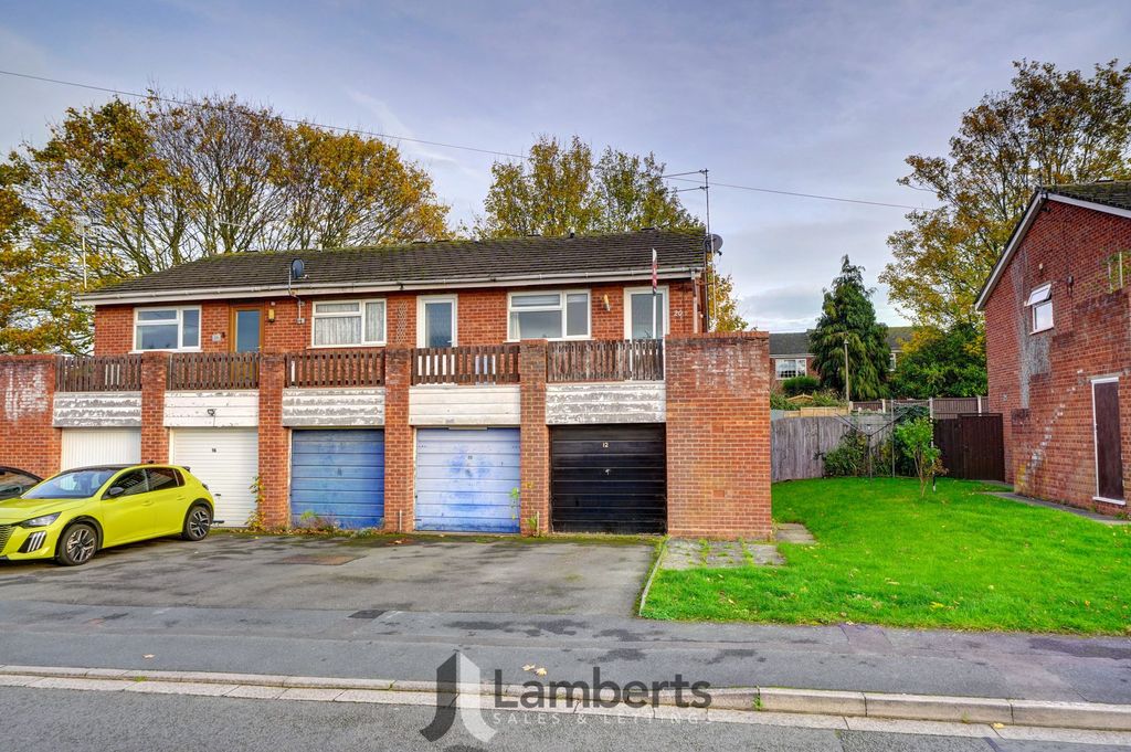 Property photo 1 of 12 Front View