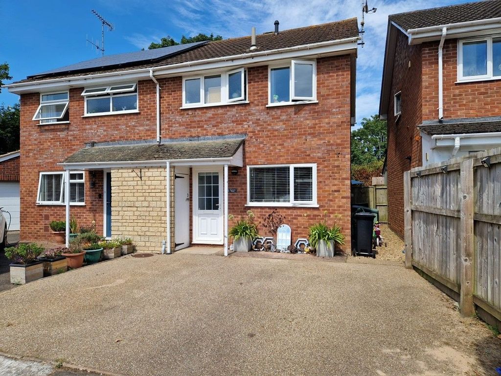 Property photo 1 of 10