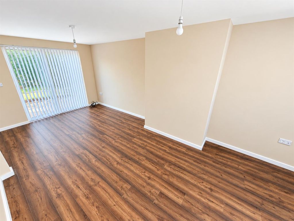 Property photo 2 of 30 06622103B08.Png
