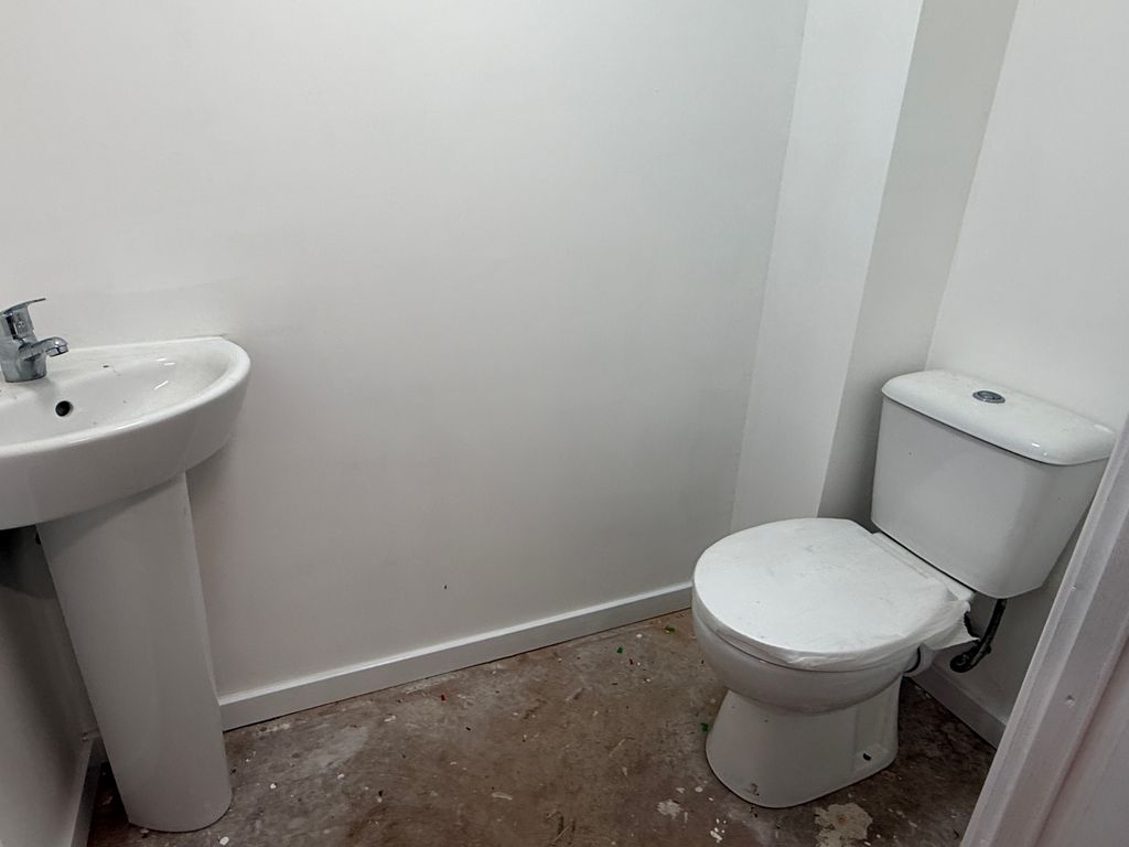 Property photo 3 of 4