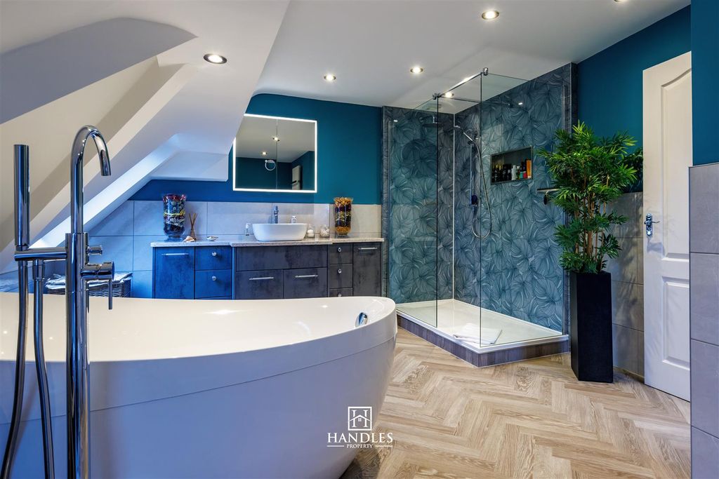 Additional image 10 of 3 bed flat for saleWarwick New Road, Leamington Spa CV32