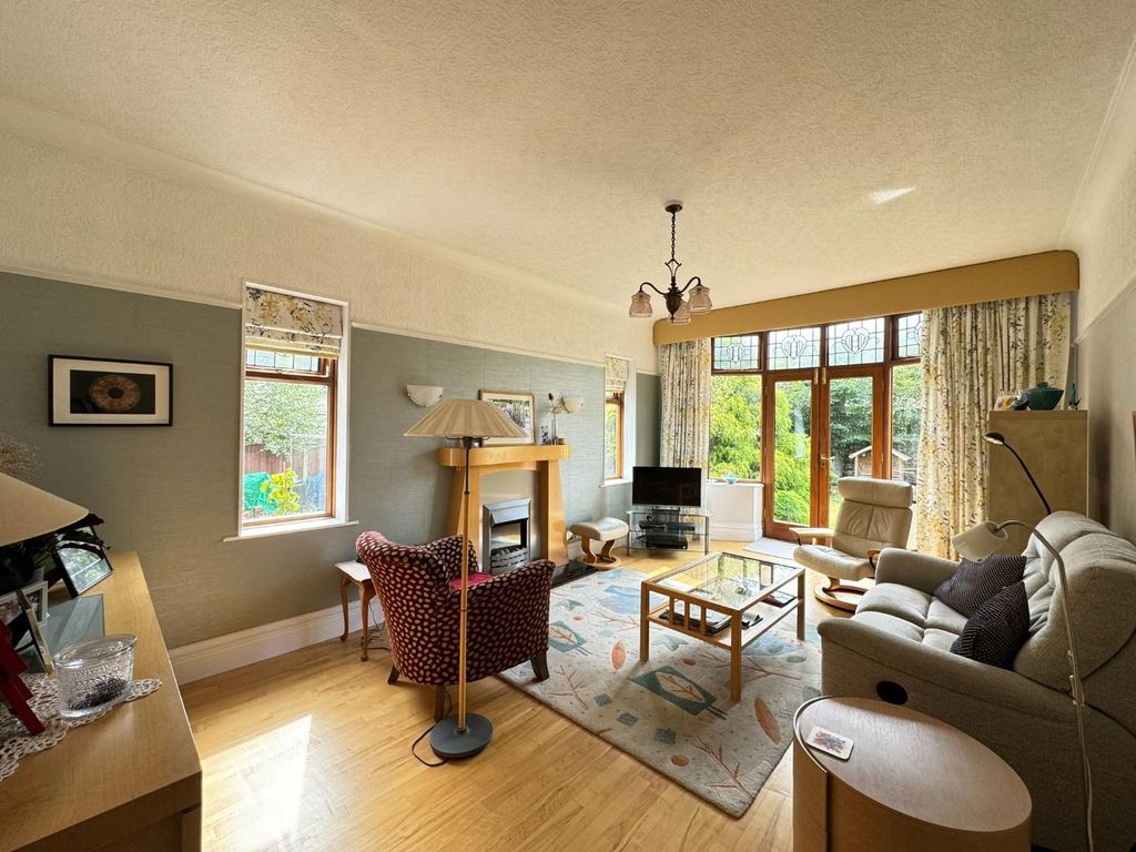Property photo 2 of 44