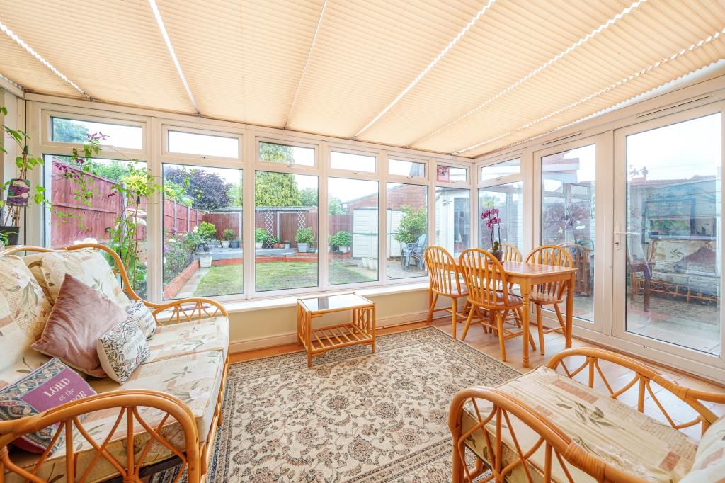 Property photo 3 of 12 Bathroom