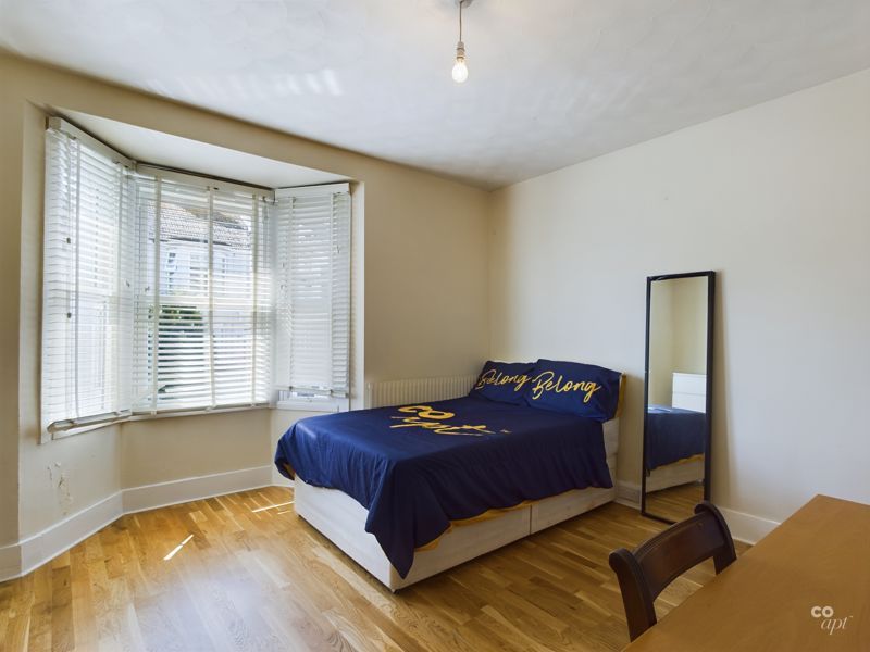 Property photo 3 of 9 Photo 17