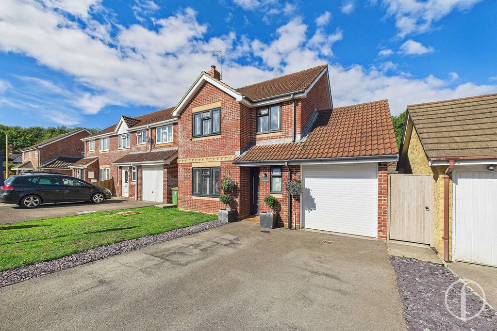 Property photo 1 of 18