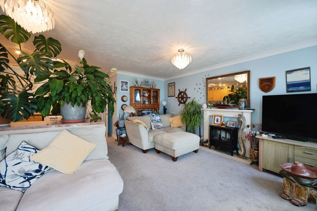 Property photo 3 of 14 Pbox-Img.Jpg