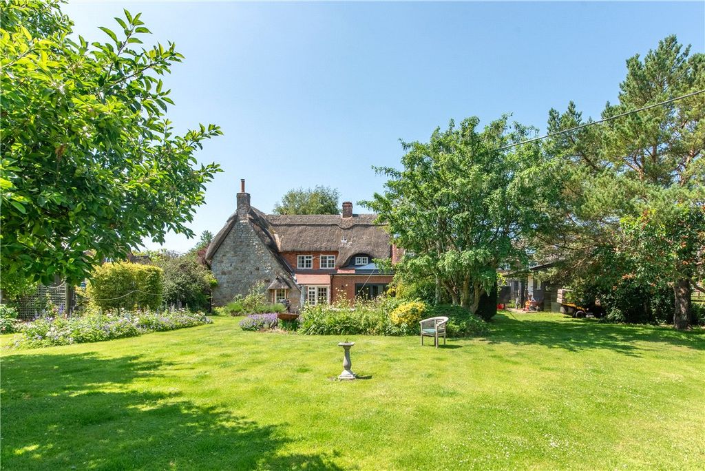 Property photo 1 of 27 Garden