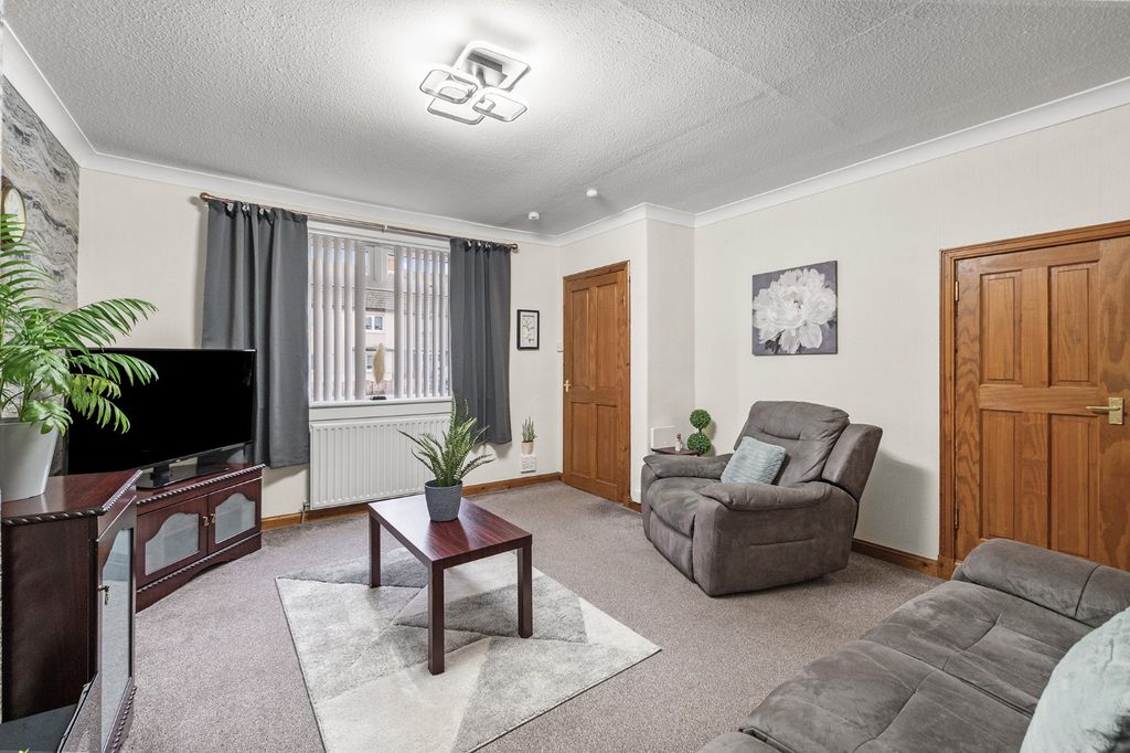 Property photo 3 of 26 4804156