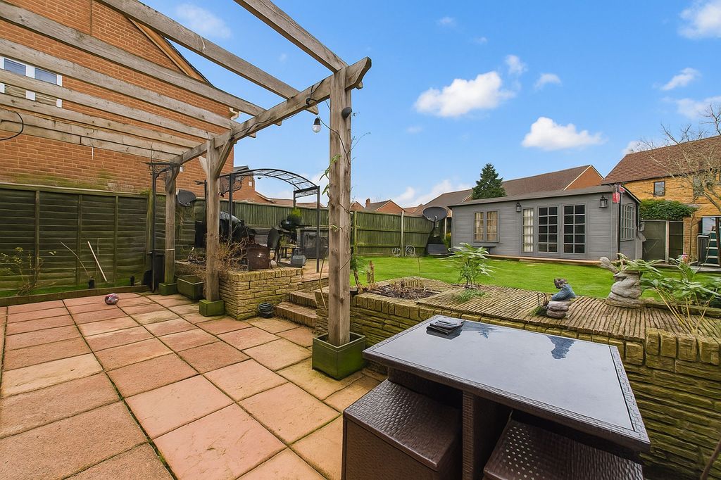 Property photo 3 of 15