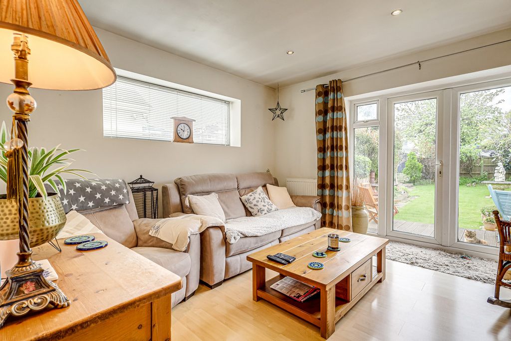 Property photo 3 of 29