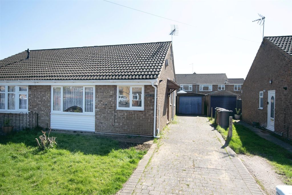 Property photo 1 of 14 Dsc_7245.Gif