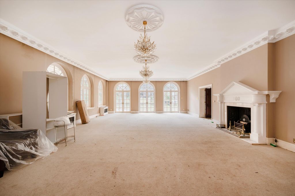 Property photo 2 of 13 Image