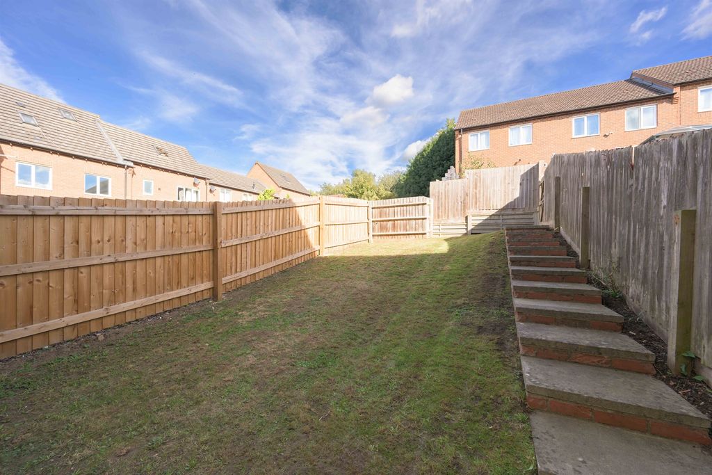 Property photo 2 of 14