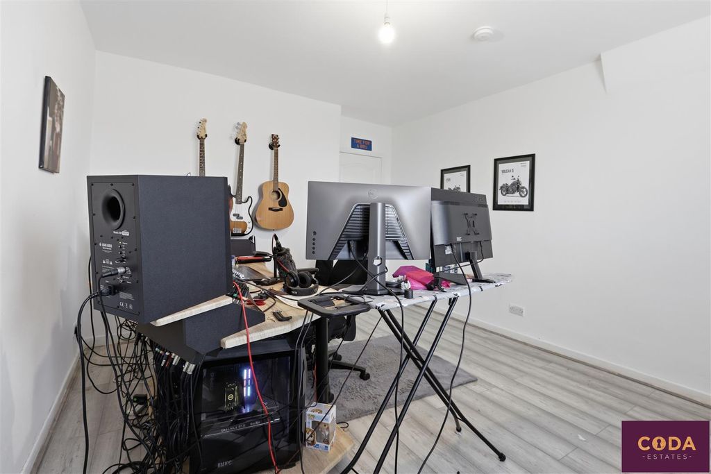 Additional image 16 of 2 bed flat for saleMosspark Road, Coatbridge ML5
