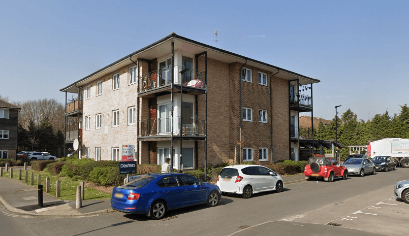 Property photo 1 of 6 Bennett Close, Hounslow, Tw4 5Ae