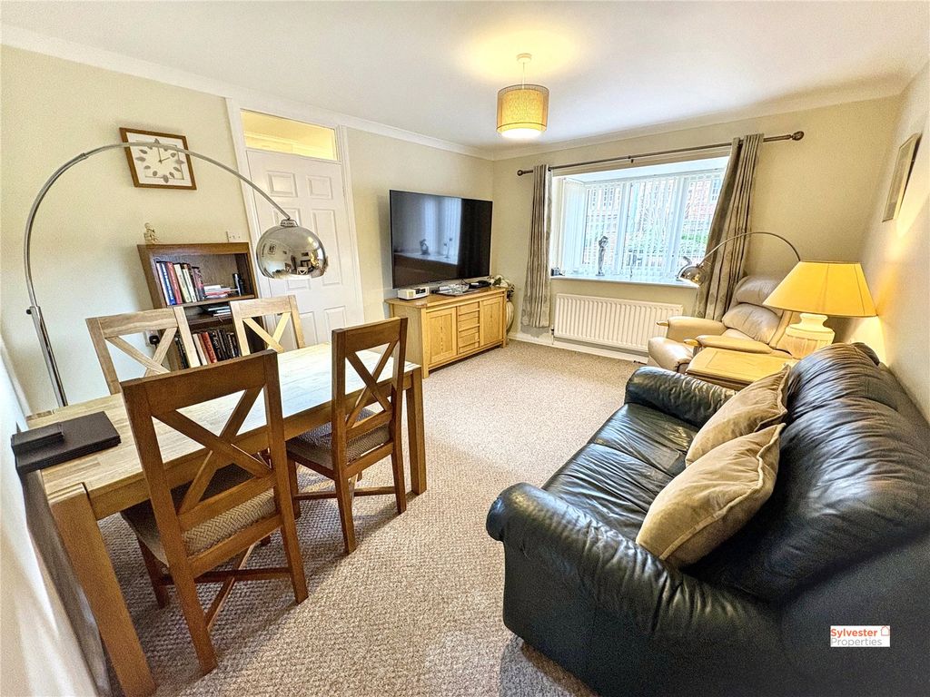 Property photo 3 of 19 Picture No. 03