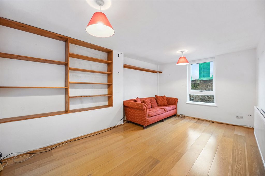 Property photo 3 of 18 Reception  Cleared