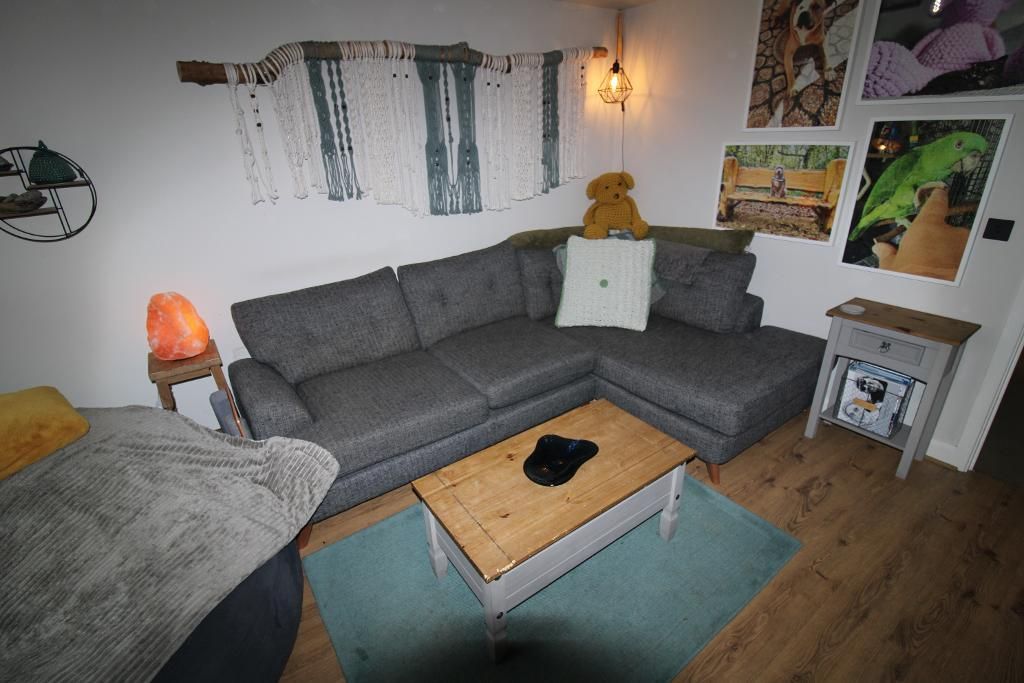 Property photo 2 of 14 Lounge