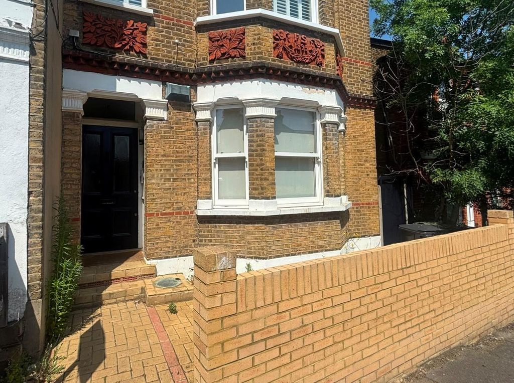 Property photo 1 of 8 7.Jpg