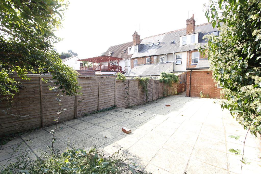 Property photo 2 of 29