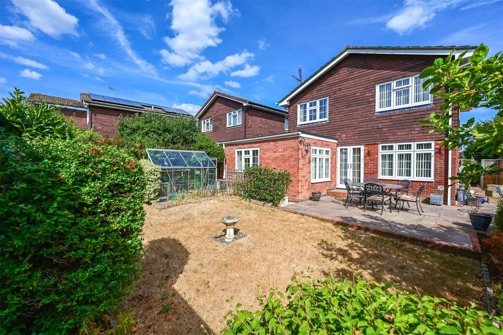 Property photo 2 of 15 Picture No. 14
