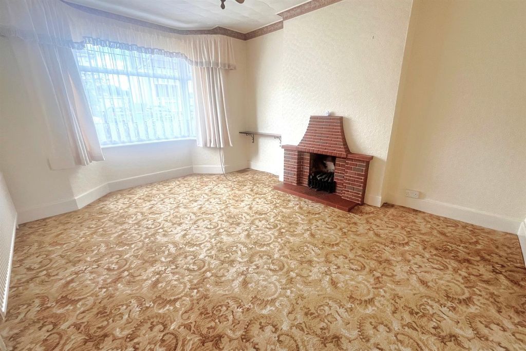 Property photo 3 of 17 3A.Jpg
