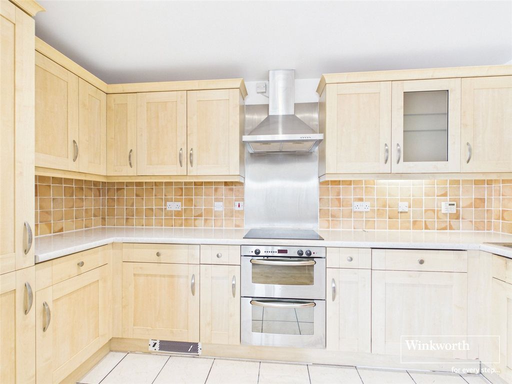 Property photo 3 of 10 Picture No. 17
