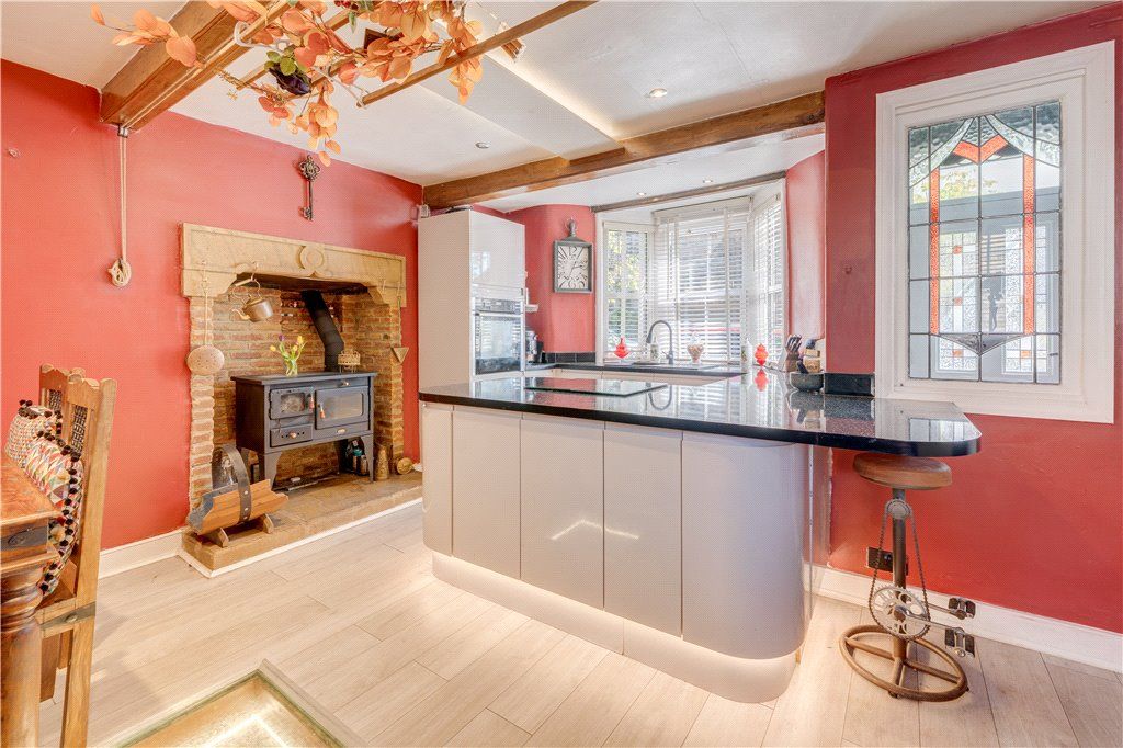 Property photo 3 of 15 Dining Kitchen