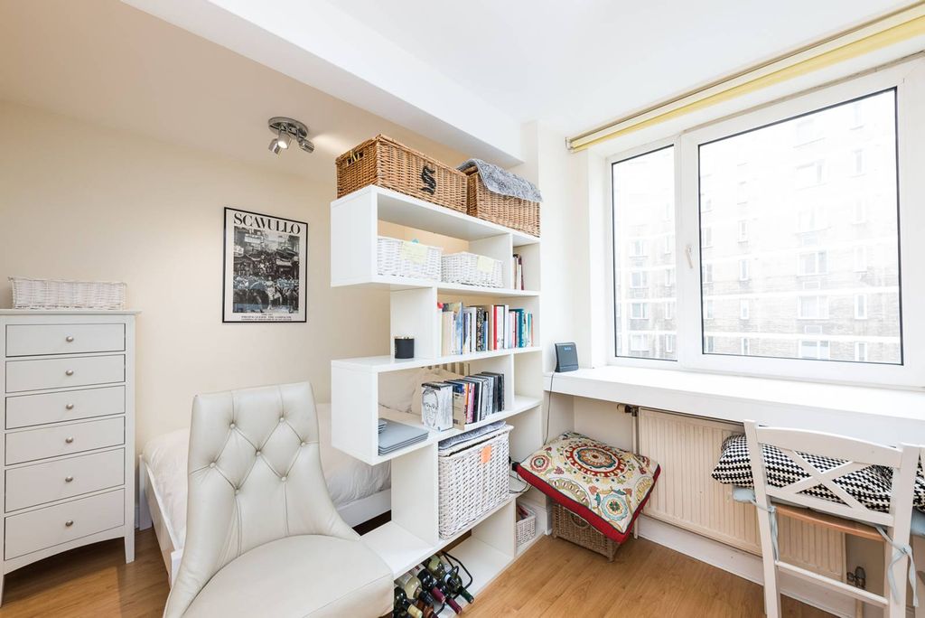 Property photo 2 of 7