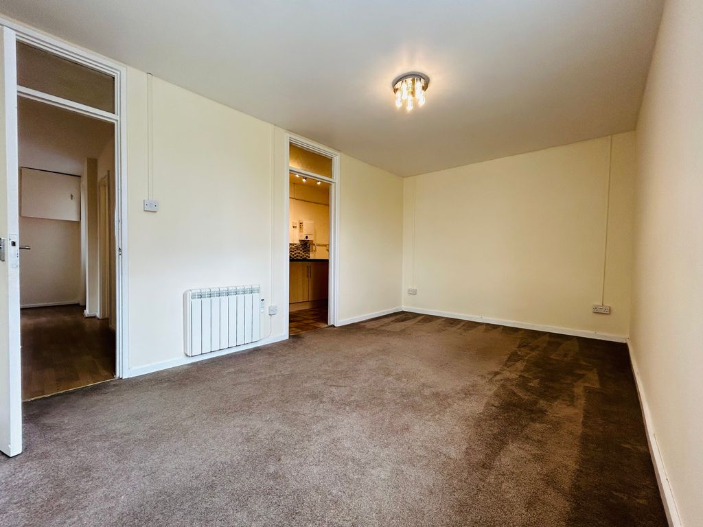 Property photo 3 of 9 View