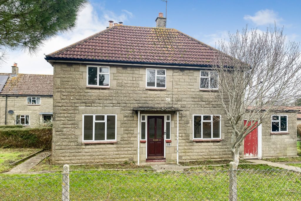 Property photo 1 of 21 19 Lammas Close, Hilmarton, Wiltshire Sn11 8Sf