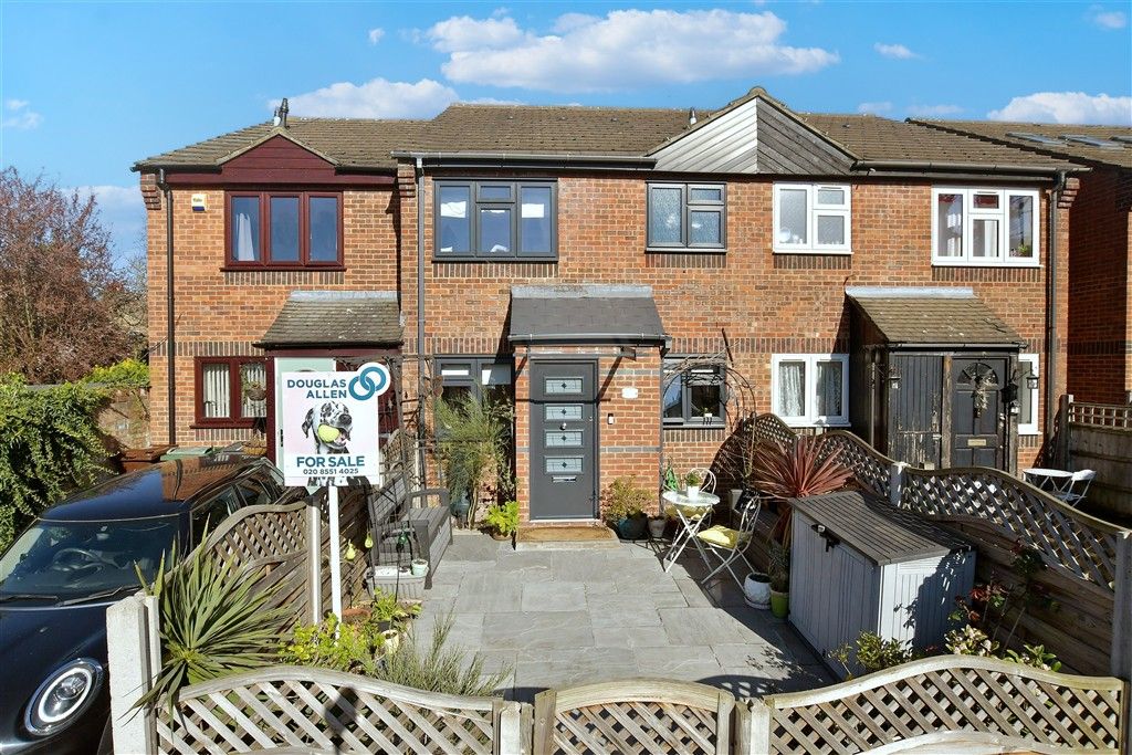 Property photo 1 of 14 Front (New)