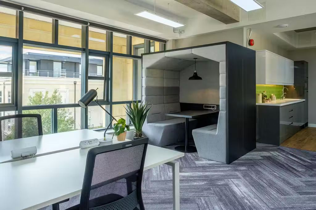 Property photo 1 of 13 Office