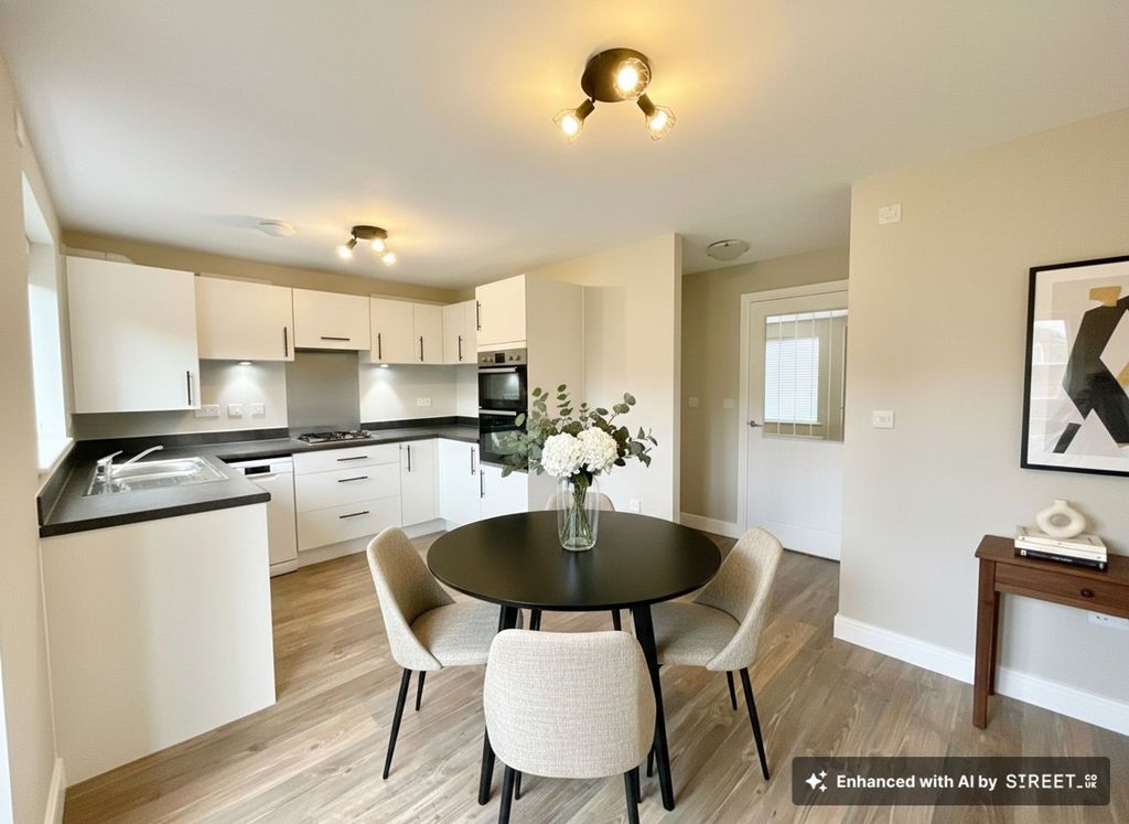 Property photo 2 of 24