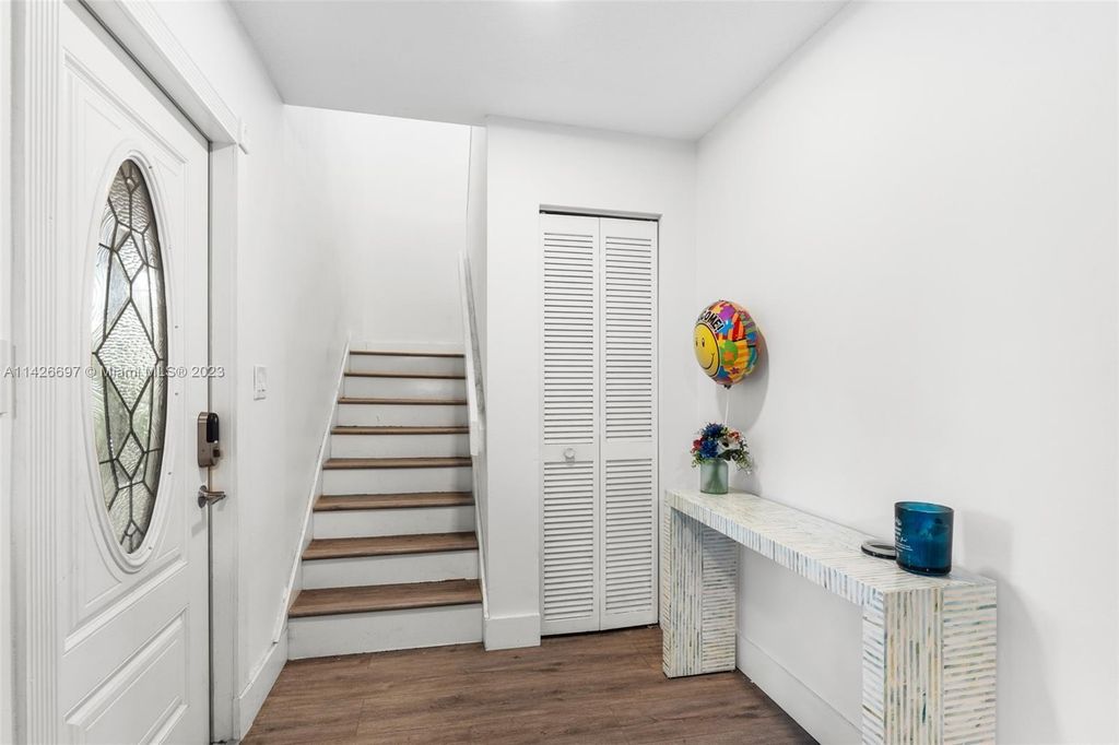 Property photo 3 of 26 <Alttext/>