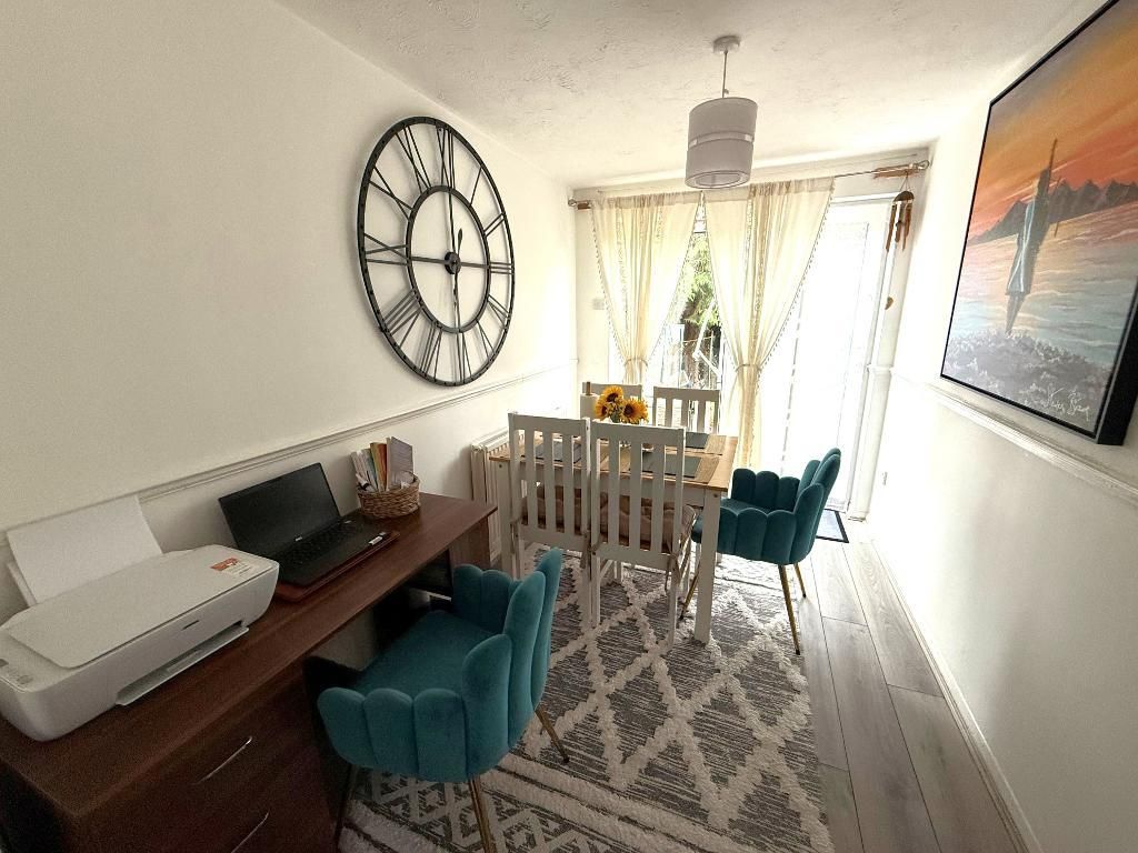 Property photo 3 of 10 Photo 3