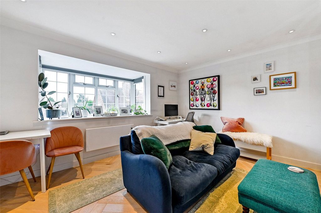 Property photo 3 of 8 Living Room