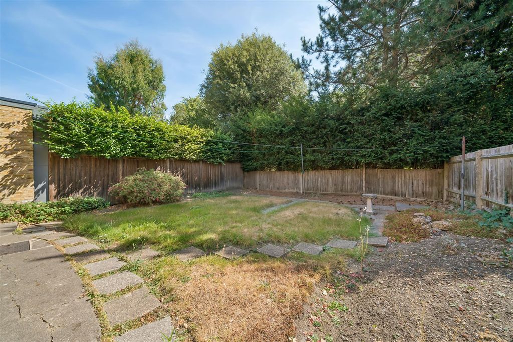 Property photo 3 of 14 For Sale - Rusthall Avenue, W4