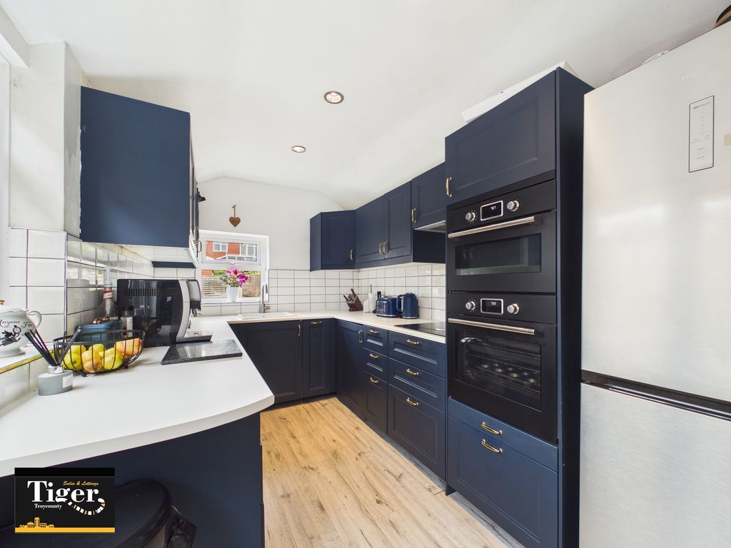 Property photo 1 of 26