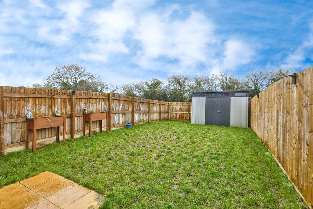 Property photo 2 of 17 Pbox-Img.Jpg