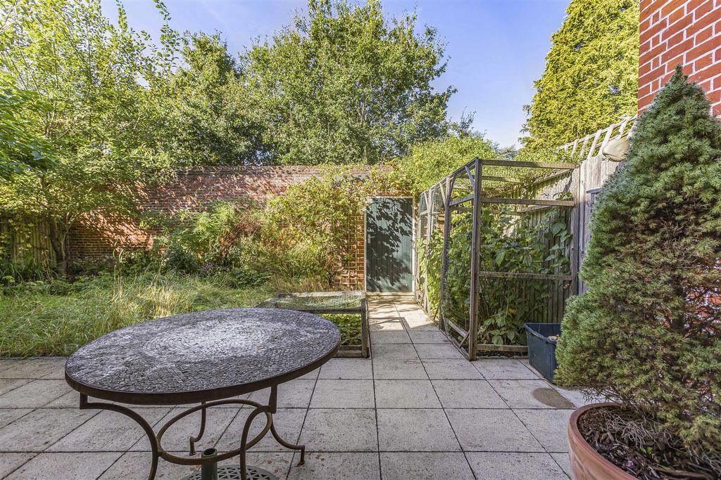 Additional image 21 of 3 bed semi-detached house for saleWillis Grove, Balls Park, Hertford SG13