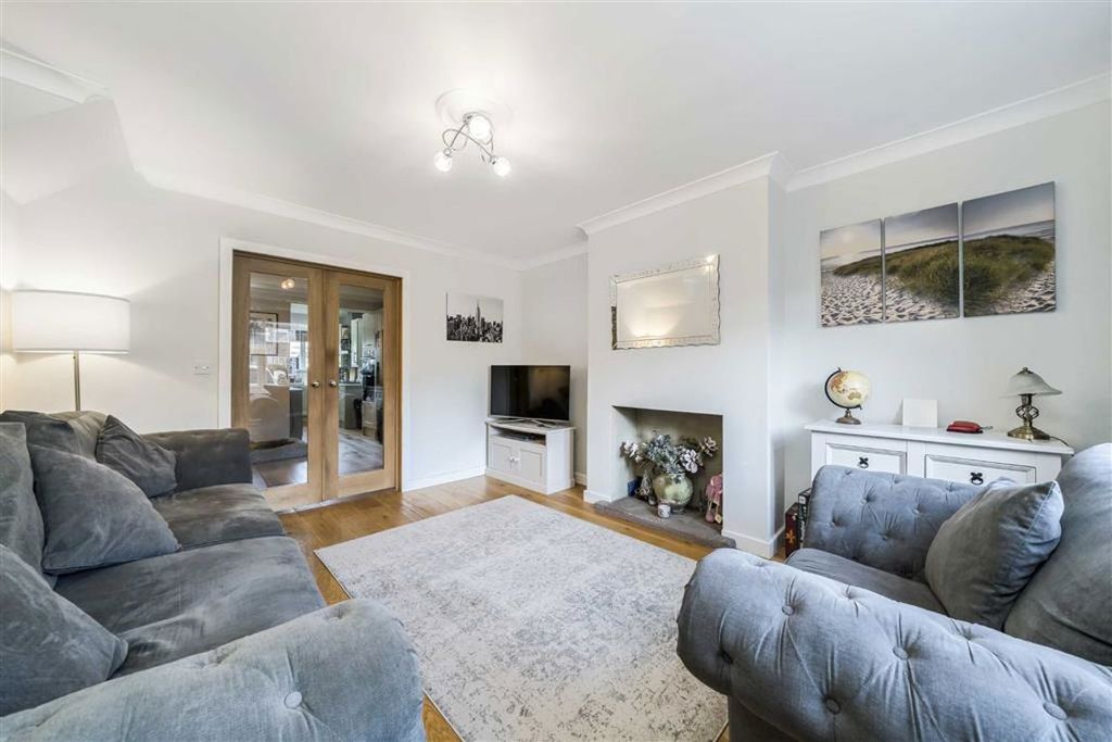 Property photo 2 of 6